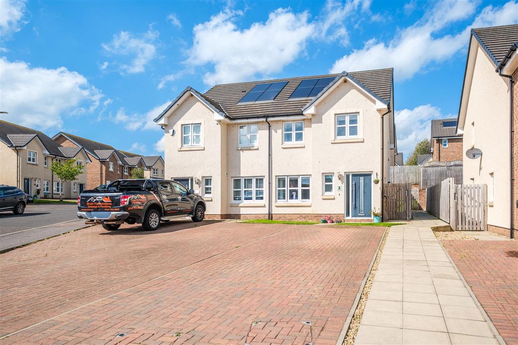 Property photo 1 of 24 Townswell Gardens-1.Jpg