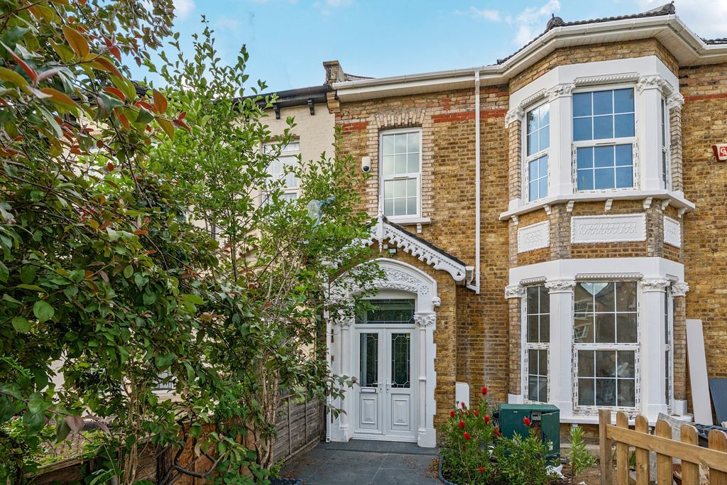 Property photo 1 of 20 1472629-1-6A228Ef...
