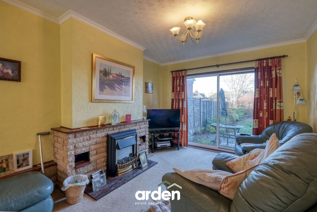 Property photo 2 of 12