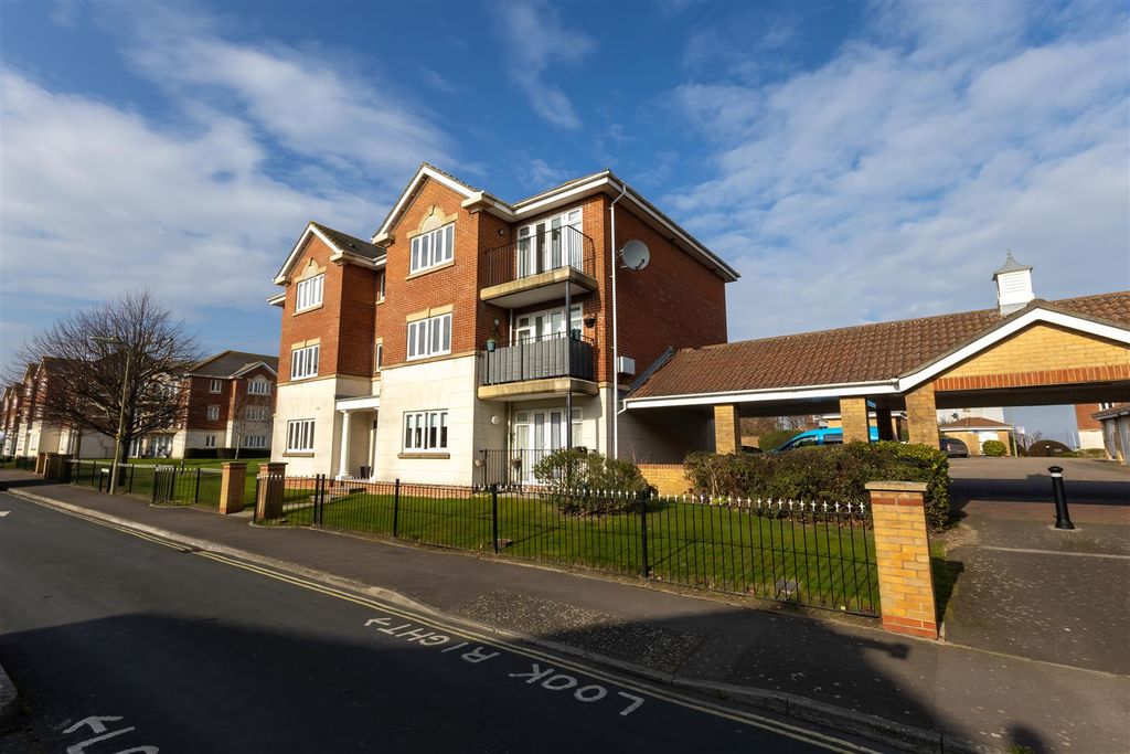 Property photo 1 of 16 Hermes Court-14 - T.Jpeg
