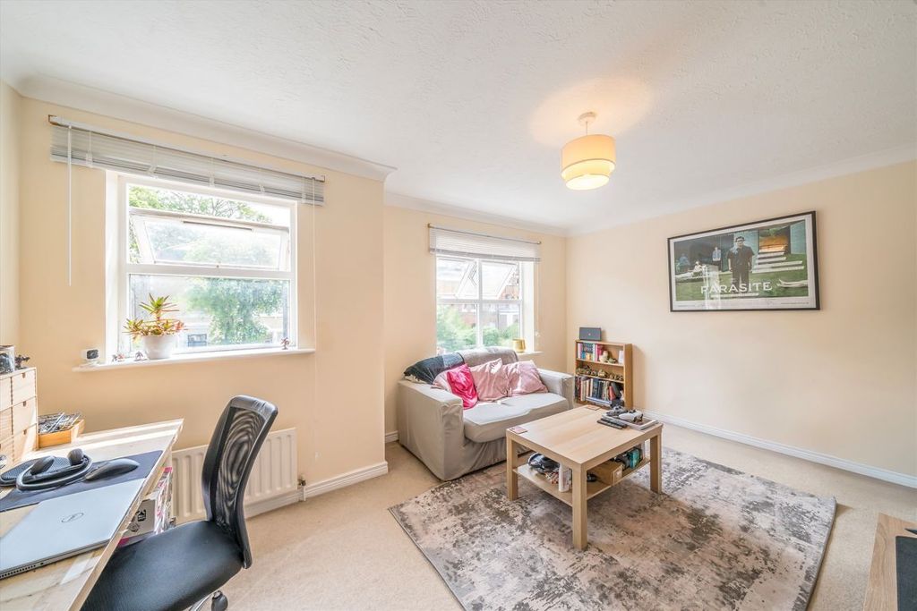 Property photo 2 of 4