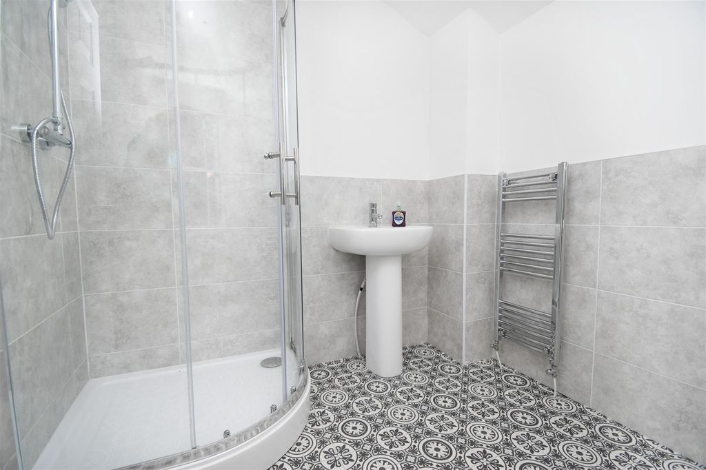 Property photo 2 of 9 12.Jpg
