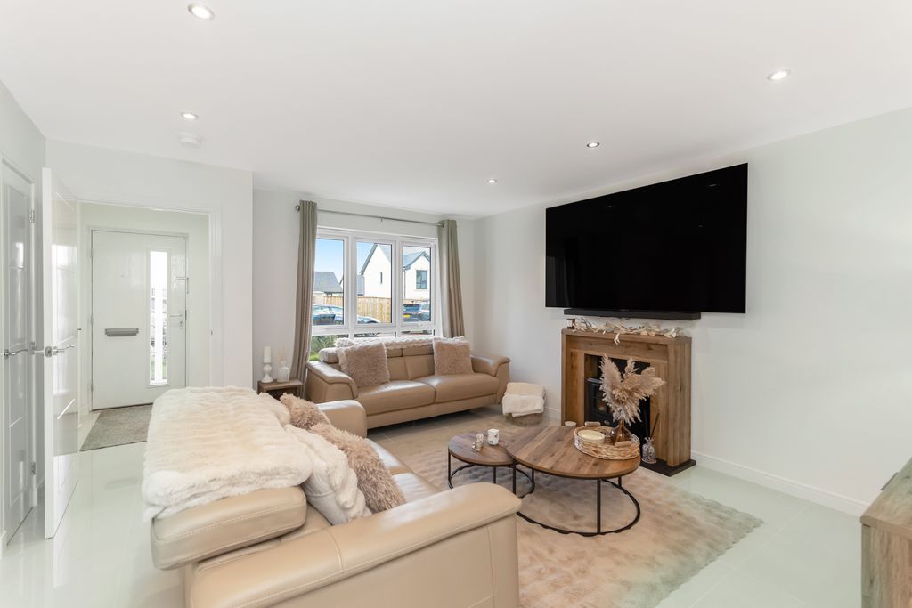 Property photo 1 of 20 Primary Property Image