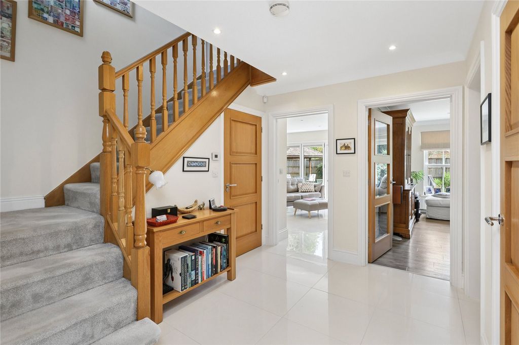 Property photo 3 of 16 Picture No. 09