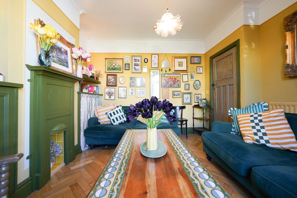 Property photo 3 of 23 Dsc04048