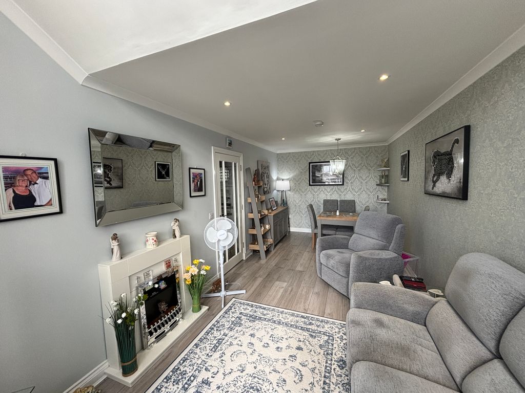 Property photo 2 of 11 2.Jpg
