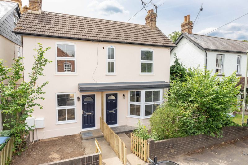 Property photo 1 of 8 Photo 3