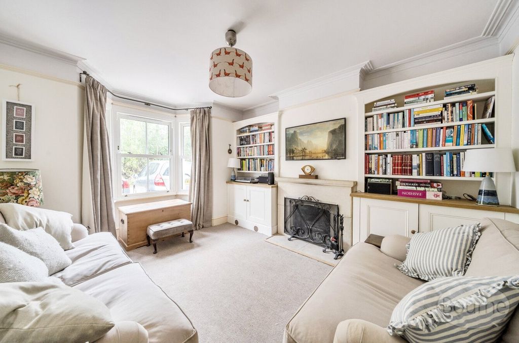 Property photo 2 of 14 Picture No. 18