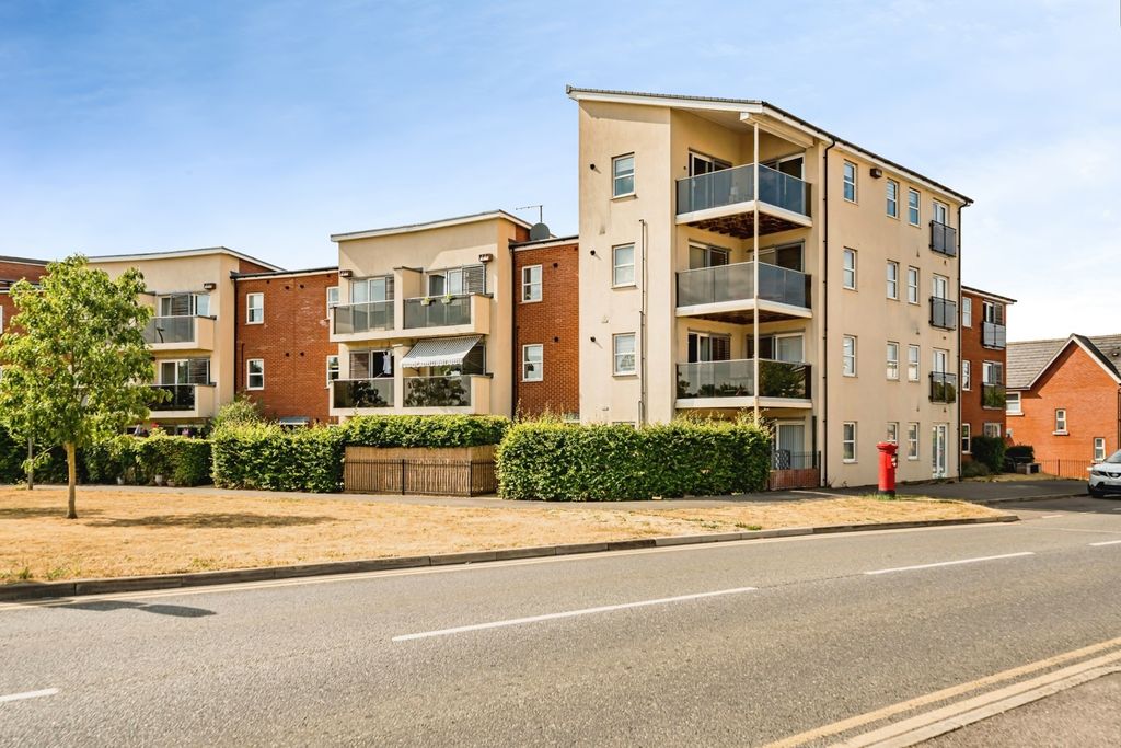 Property photo 1 of 16 Pbox-Img.Jpg