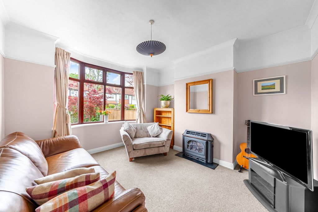 Property photo 2 of 12