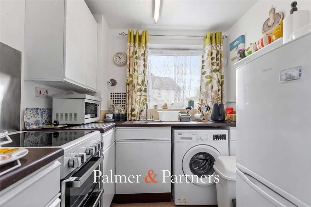 Property photo 3 of 15 Picture No. 04
