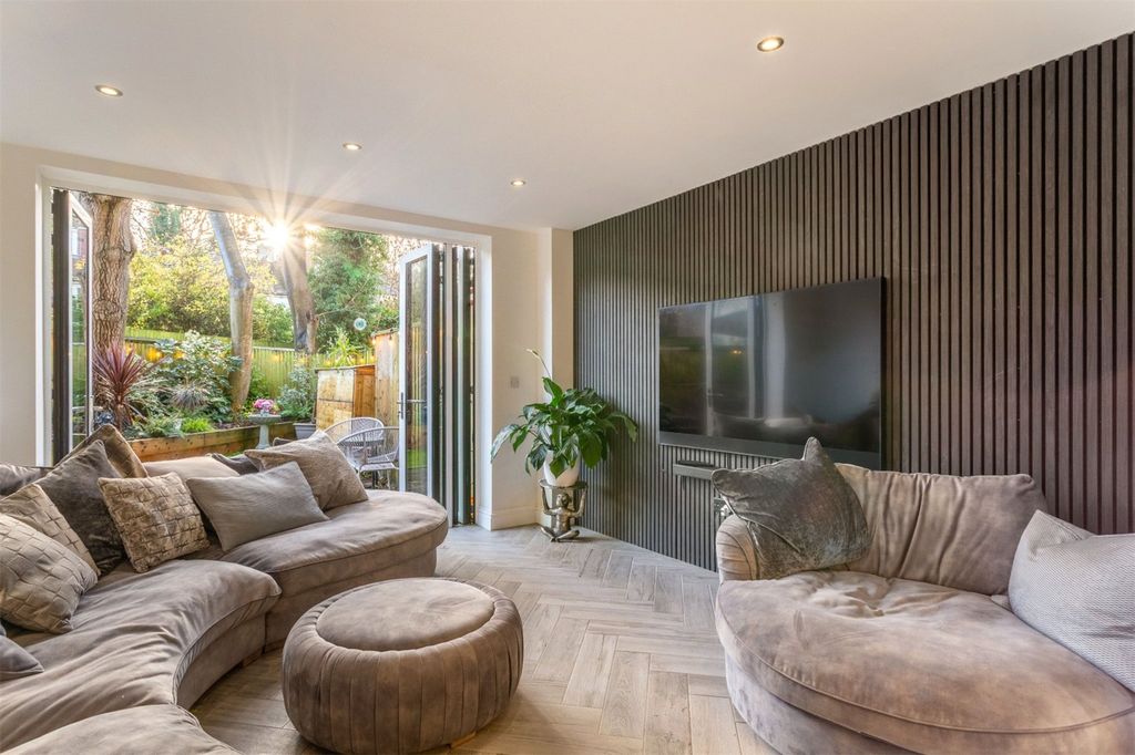 Property photo 2 of 17 Picture No. 17