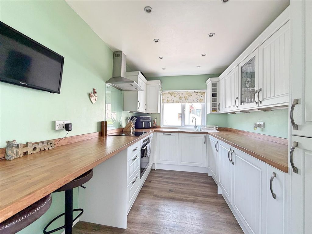 Property photo 3 of 7 Img_3552.Jpg