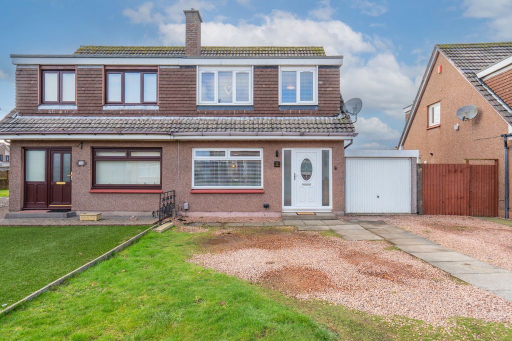 Property photo 1 of 30