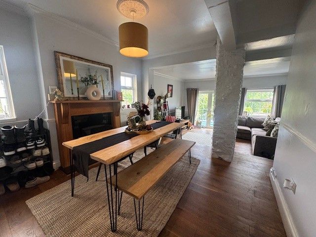 Property photo 3 of 14 Living Room