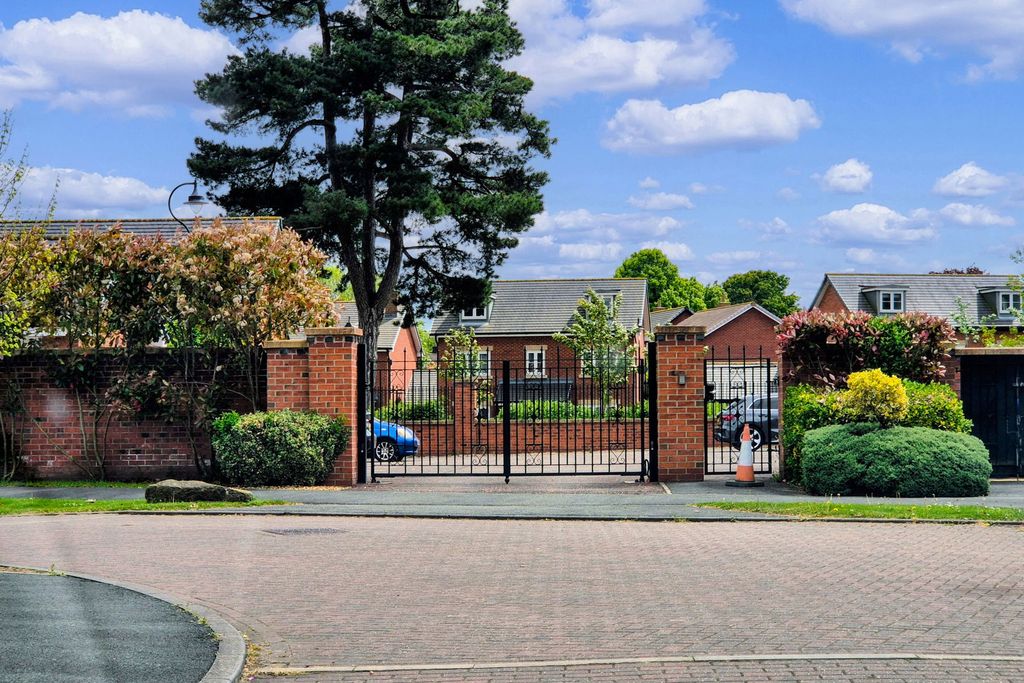 Additional image 29 of 2 bed flat for saleApartment 11, Backford Hall, Blencowe Close, Chester CH1