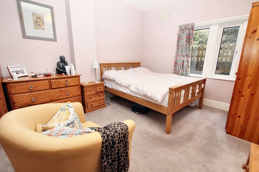 Additional image 16 of 3 bed flat for saleTimbercliffe, Littleborough OL15