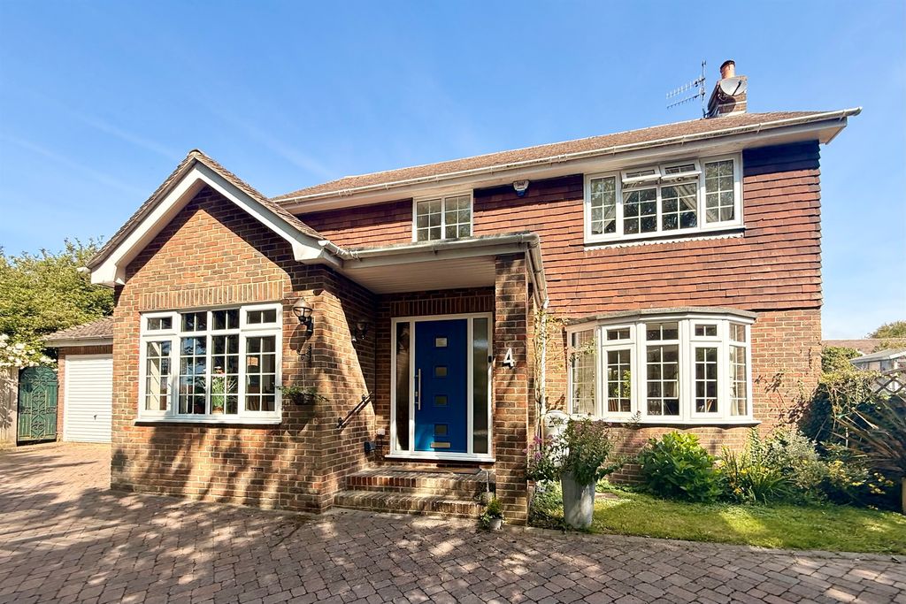 Property photo 1 of 19