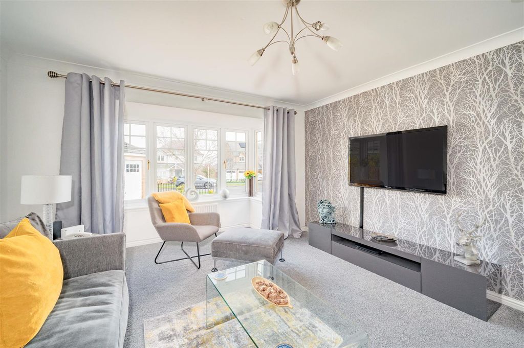 Property photo 3 of 37 20 St Martin Drive Dundee-2.Jpg