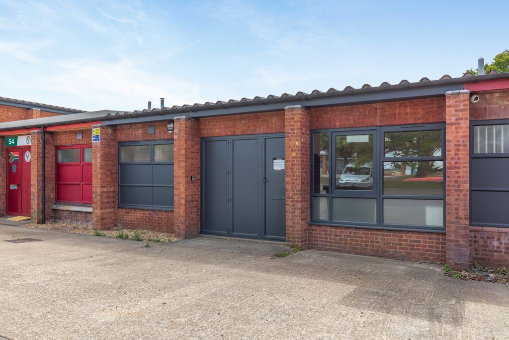 Property photo 2 of 13
