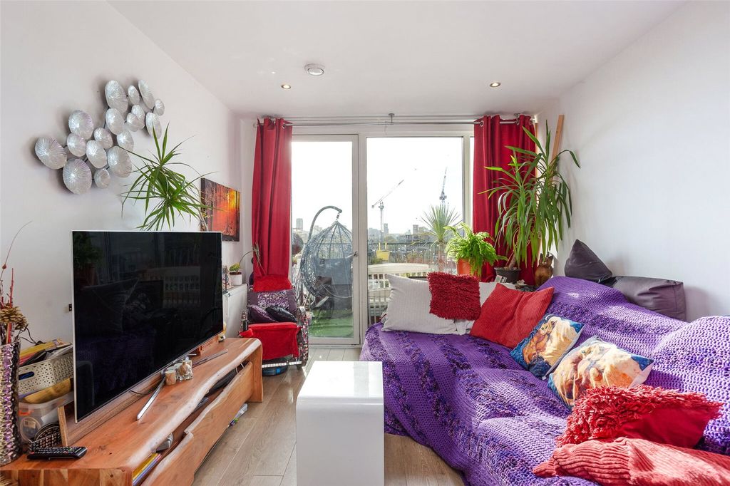 Property photo 3 of 18 Picture No. 04