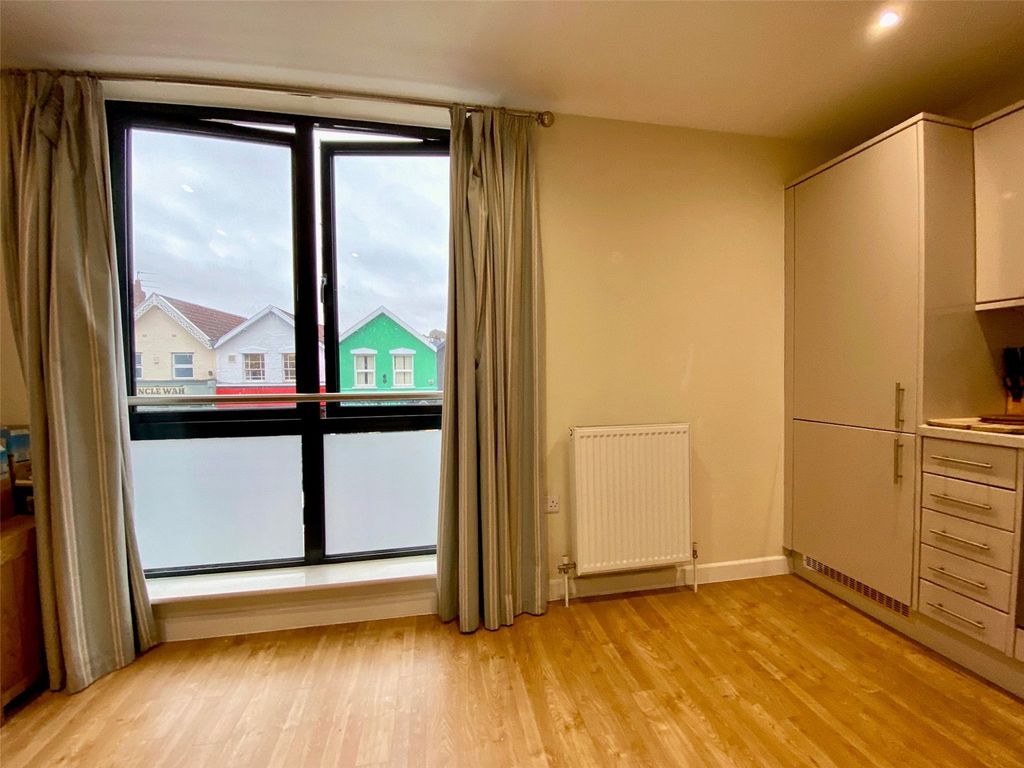 Property photo 2 of 12 Picture No. 01