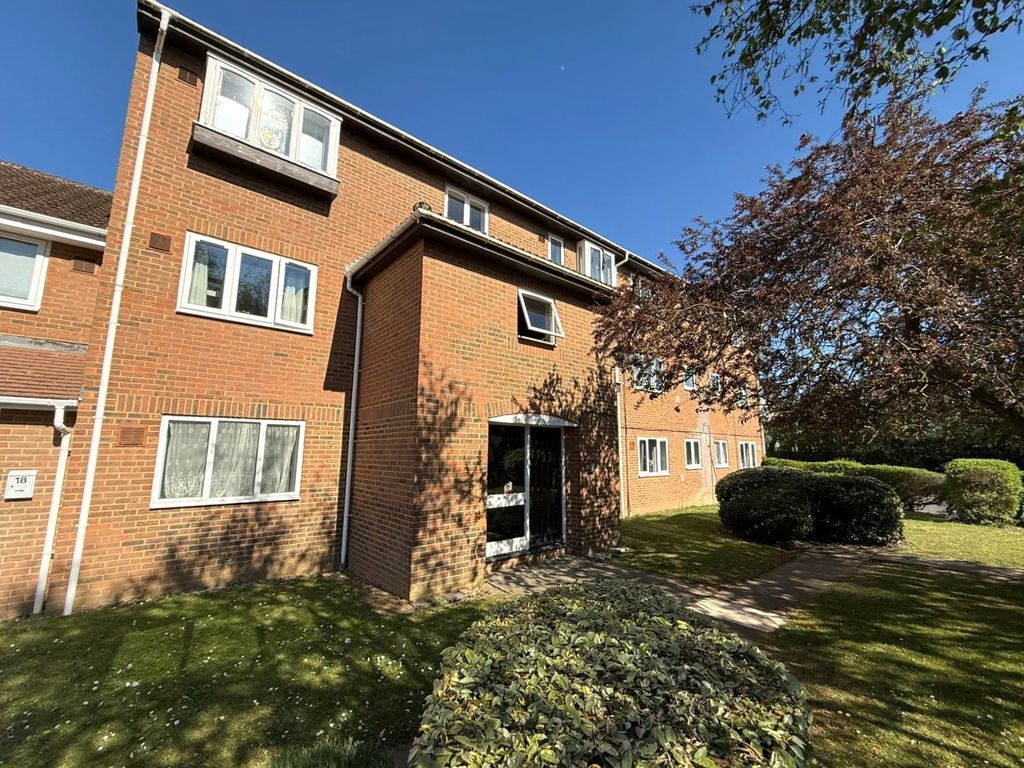 Property photo 1 of 8