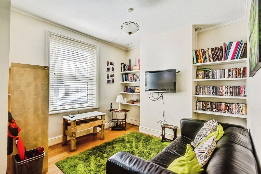 Property photo 2 of 13