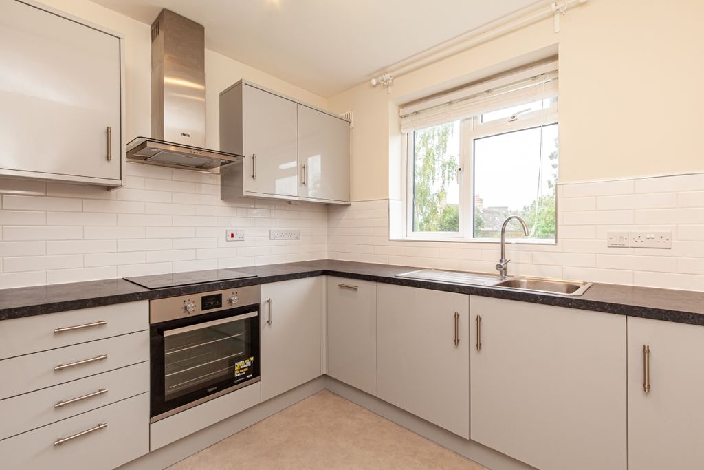 Property photo 2 of 7 174056