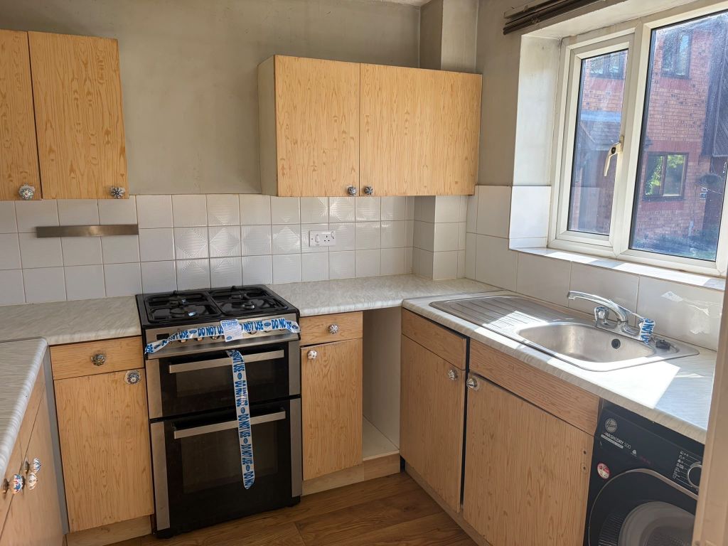 Property photo 2 of 14