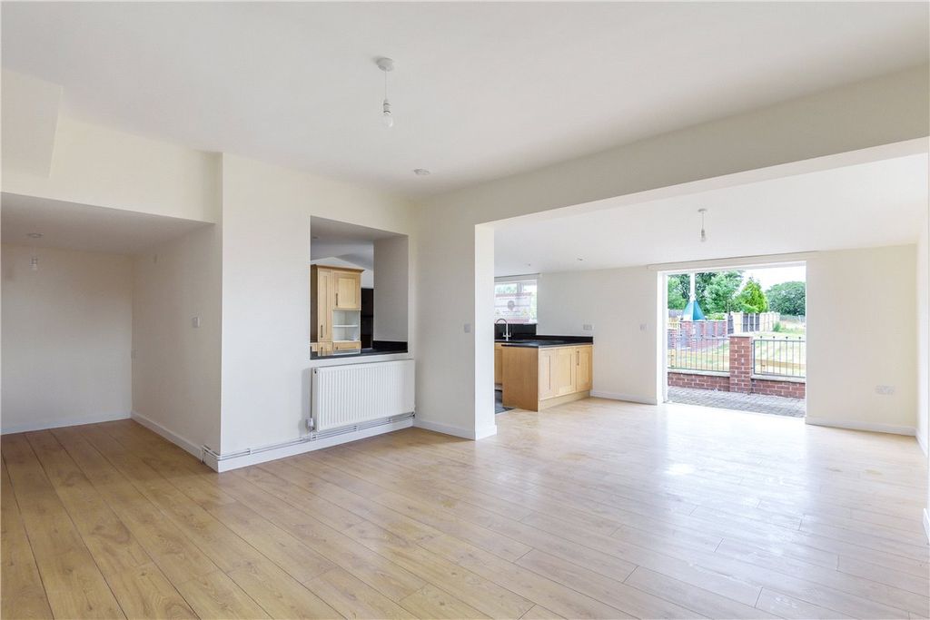 Property photo 2 of 10 Picture No. 02