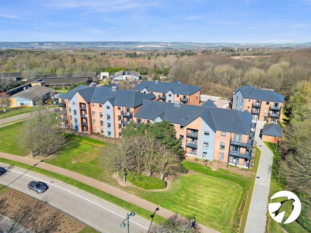 Property photo 1 of 13 External