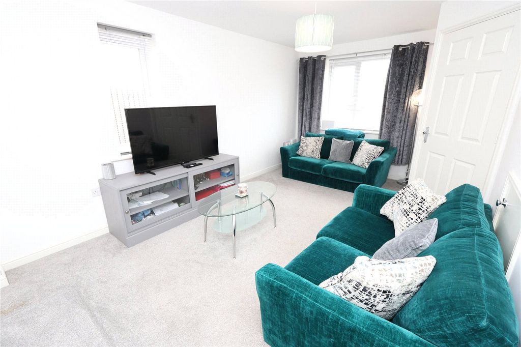 Property photo 3 of 14 Picture No. 05