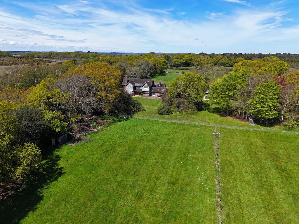 Property photo 1 of 22