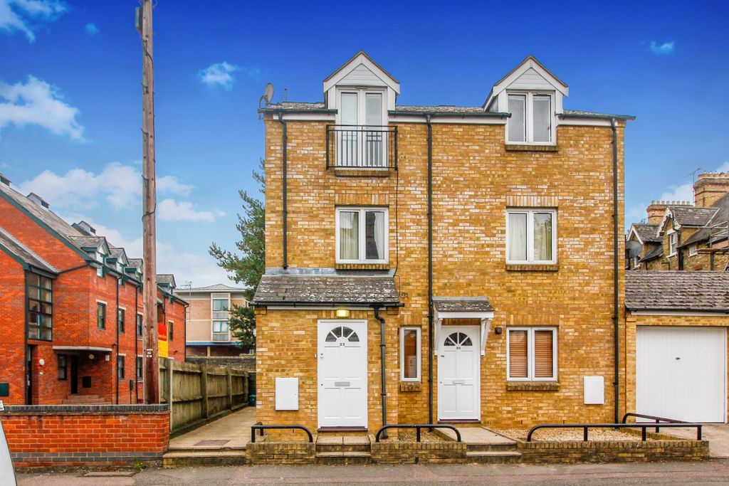 Property photo 2 of 7 21825