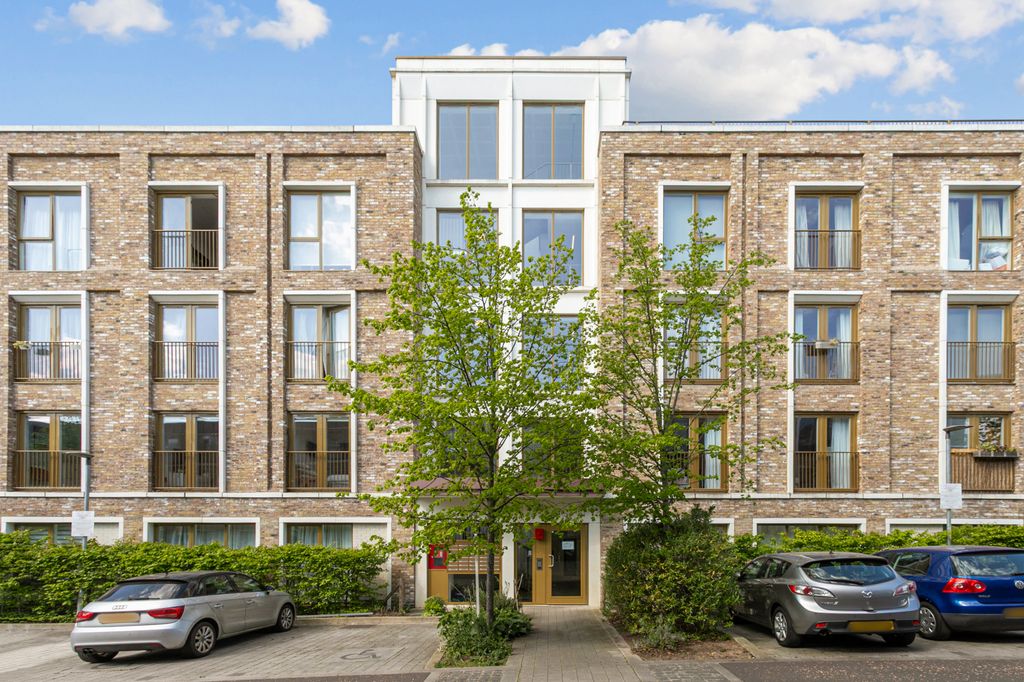 Property photo 1 of 15 1