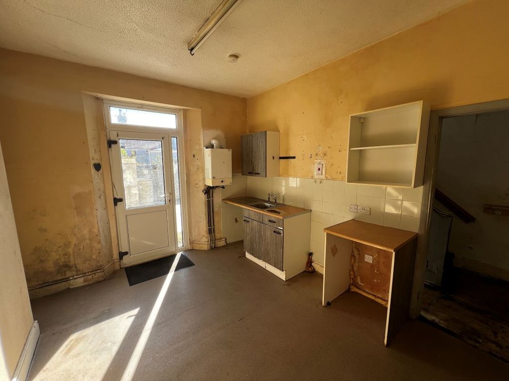 Property photo 3 of 7 Image 3