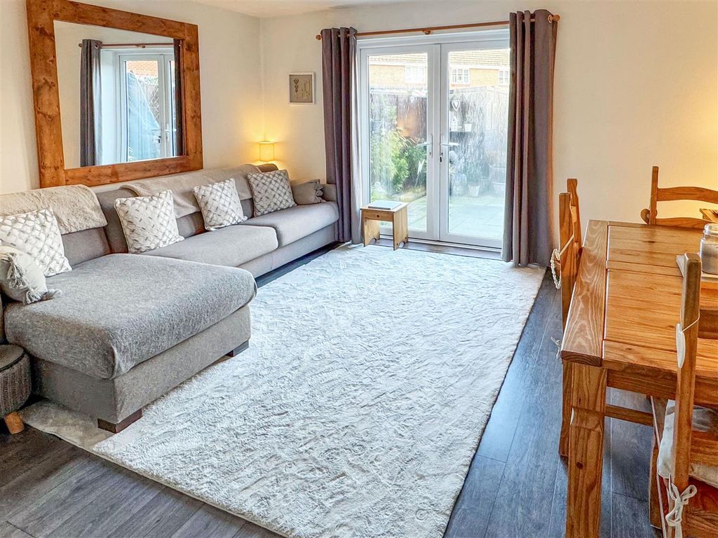 Property photo 2 of 16 Img_2310.Jpg