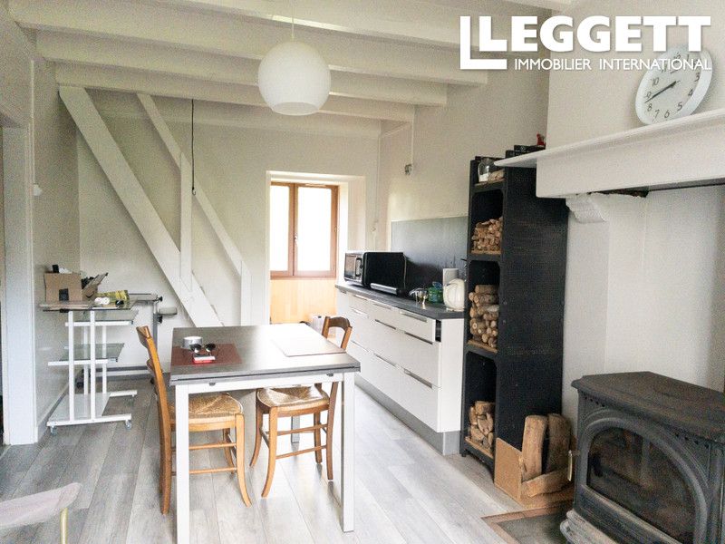 Property photo 2 of 10