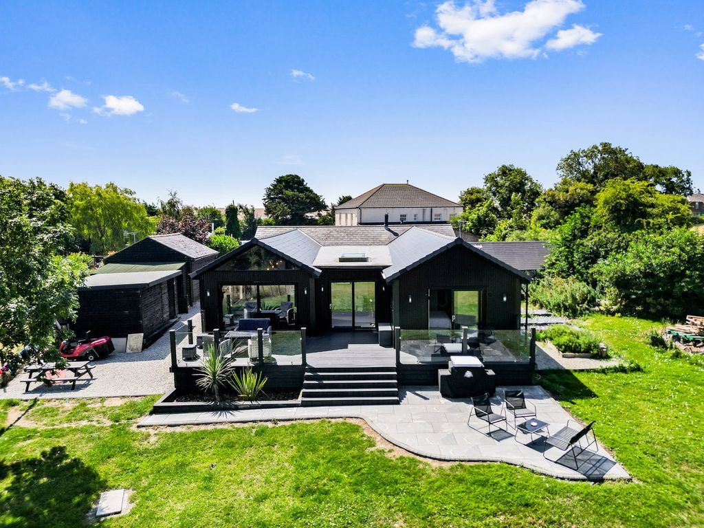 Property photo 1 of 34