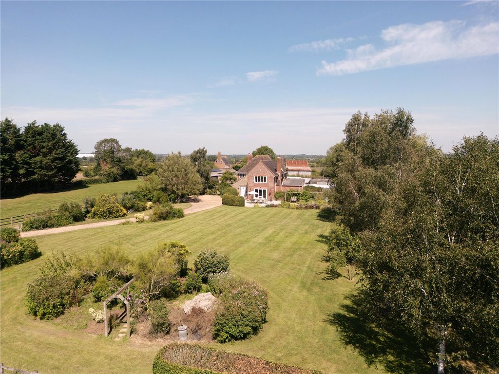 Property photo 1 of 16 Picture No. 02