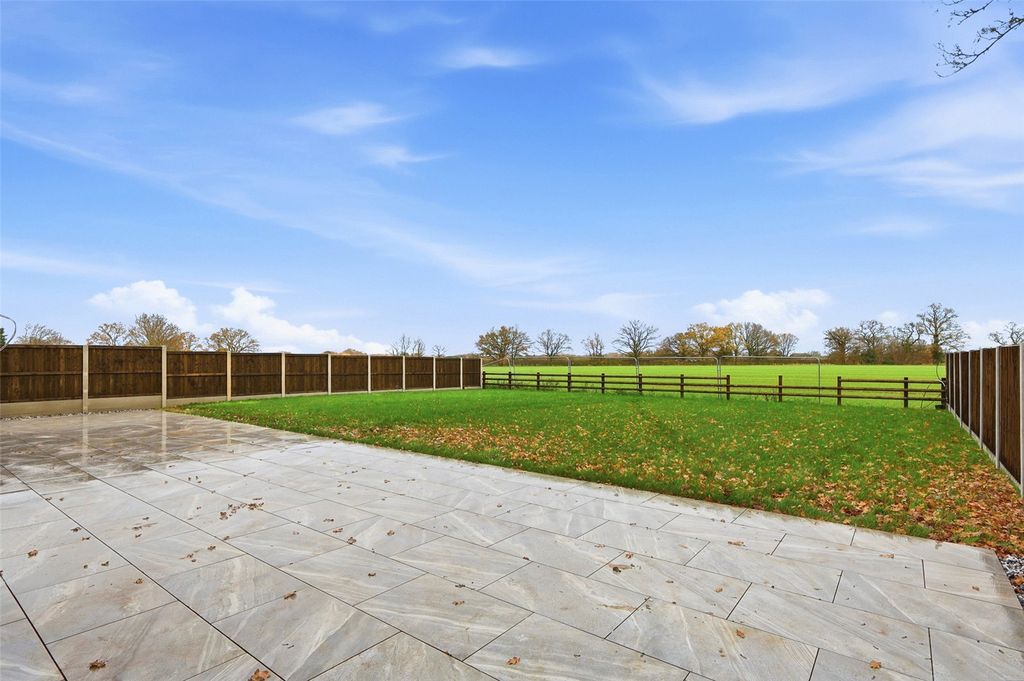 Property photo 2 of 8 Example Rear Garden