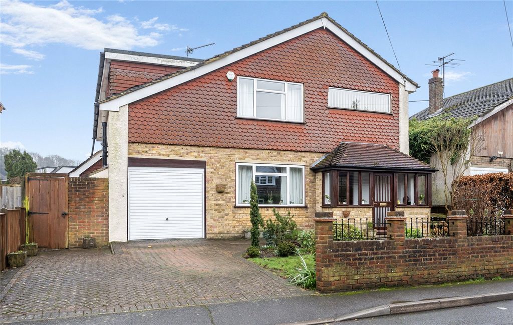 Property photo 2 of 20 Picture No. 27