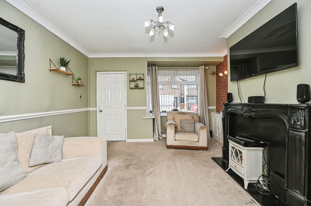 Property photo 3 of 15