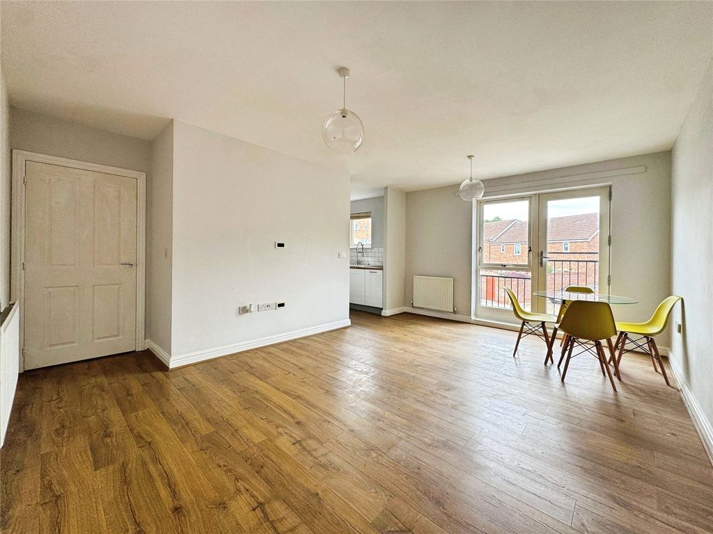 Property photo 2 of 12 Picture No. 05