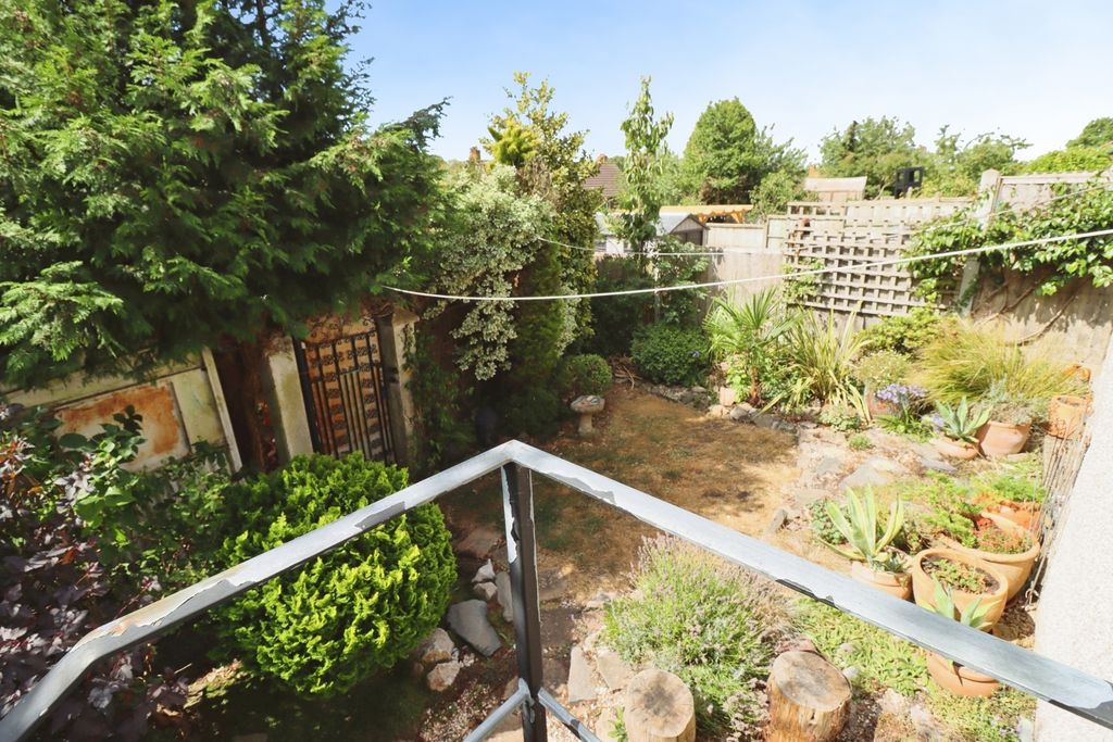 Property photo 3 of 19 Pbox-Img.Jpg