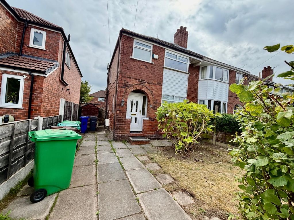 Property photo 1 of 9
