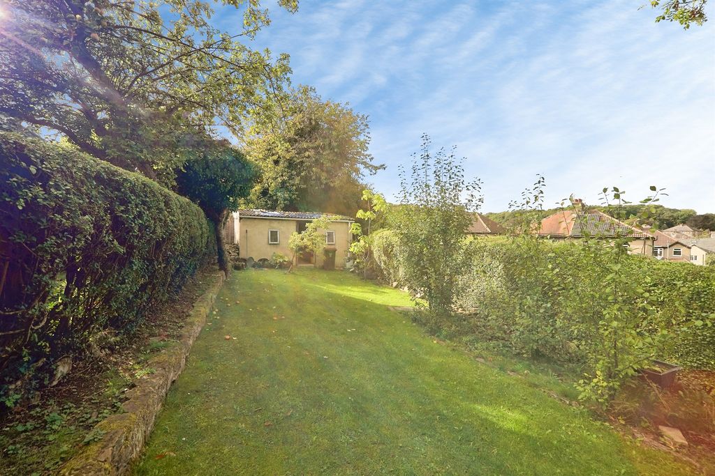 Property photo 3 of 20