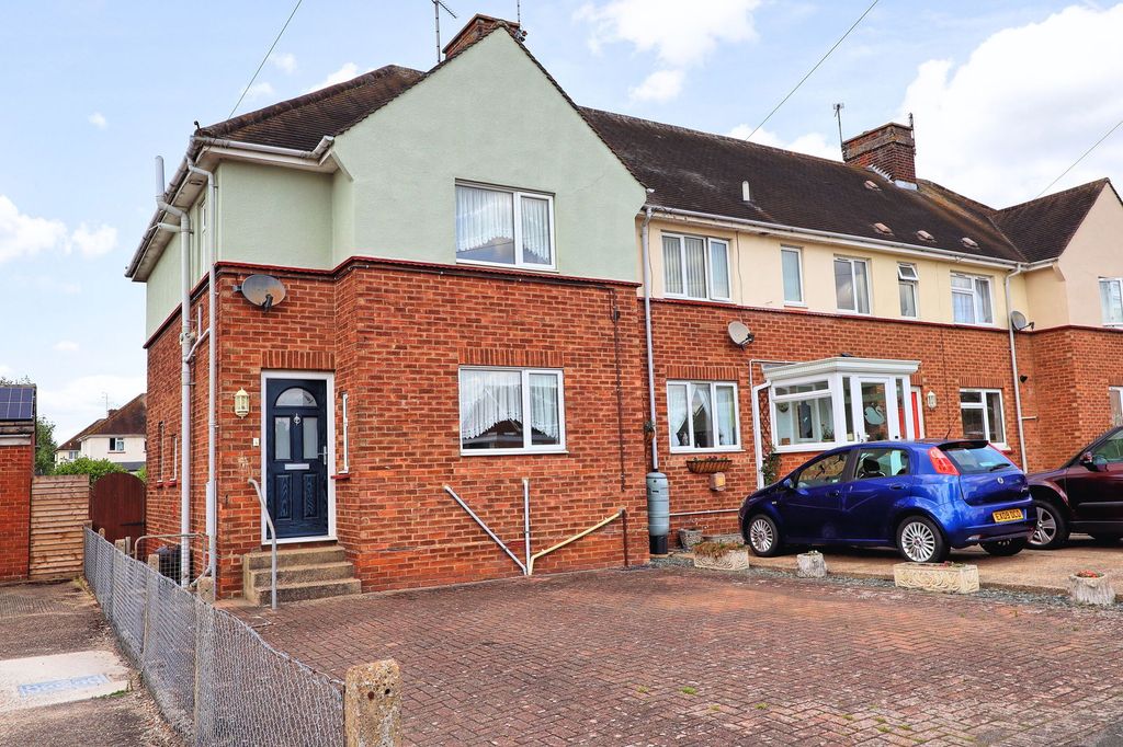 Property photo 1 of 23