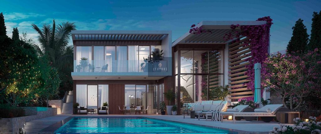 Property photo 2 of 37